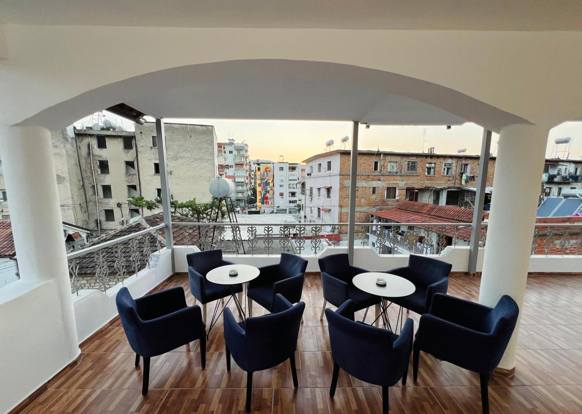 Villa Ensalv Berat - Apartment - Room - Penthouse Εξωτερικό φωτογραφία