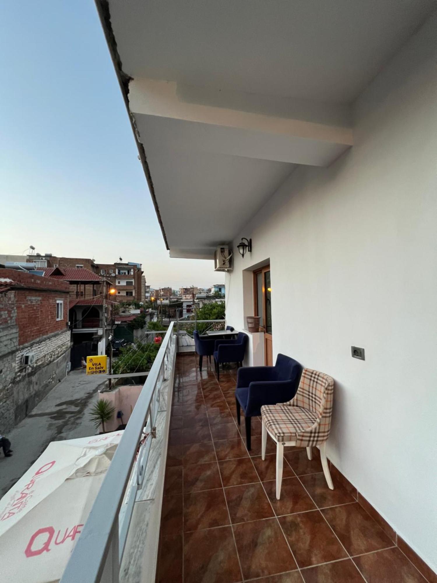 Villa Ensalv Berat - Apartment - Room - Penthouse Δωμάτιο φωτογραφία